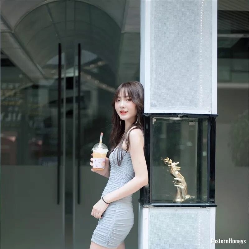 Qiuxia Ke, 23