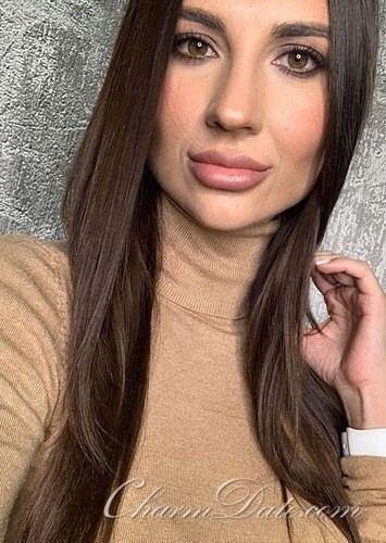 Aliia Profile image 2