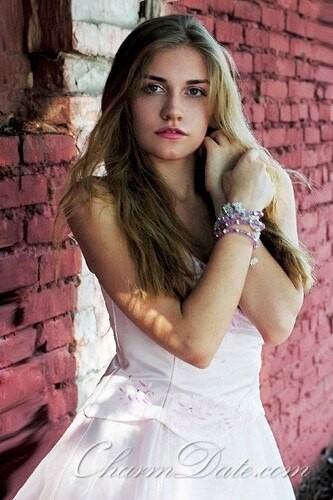 Julia Profile image 4