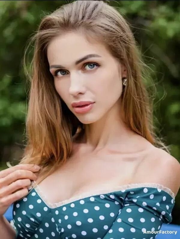Roza Profile image 3