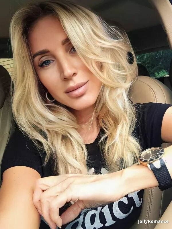 Anna Profile image 5