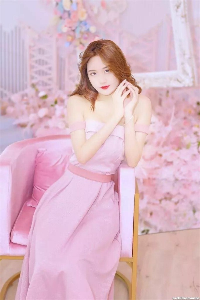 Nana Profile image 6