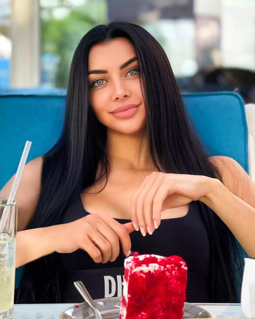 Dominika Anna, 25