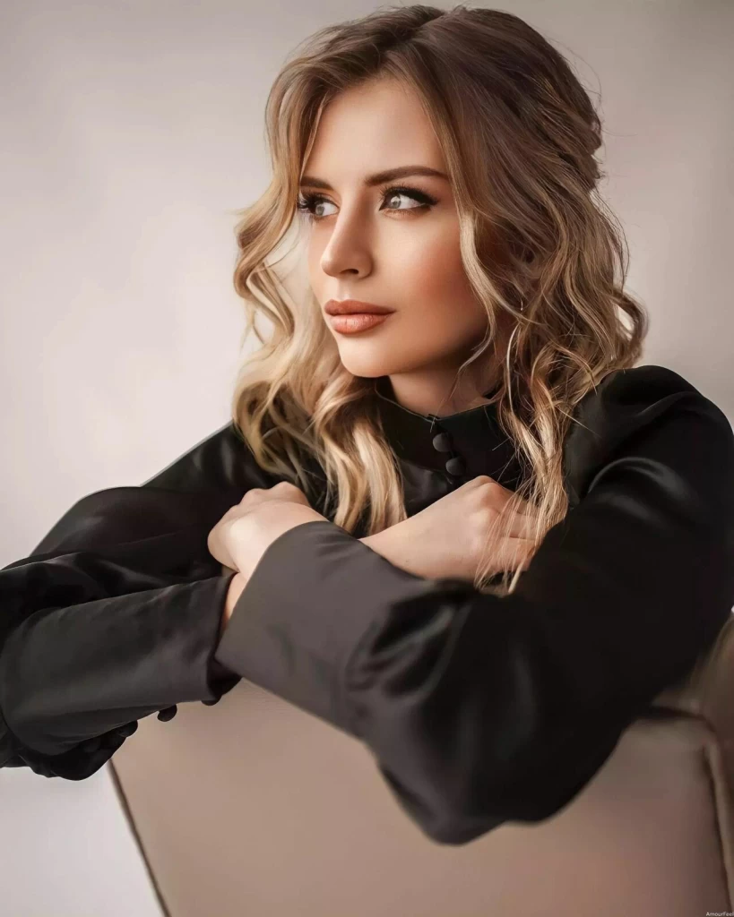 Olena Profile image 3